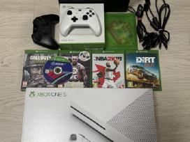 Xbox one s 1tb žaidimai, pultai