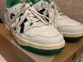 Skelbimo 'Asics Ex89 41.5 balta/žalia/mėlyna' paveikslėlis