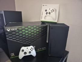 Xbox Series X 1tb (su diskasukiu) – kaip nauja