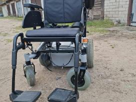 Elektrinis neįgaliojo vežimėlis Invacare Stream
