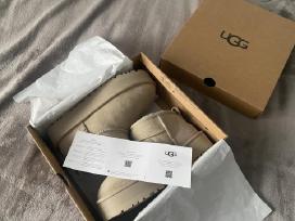 Skelbimo 'Ugg batai' paveikslėlis