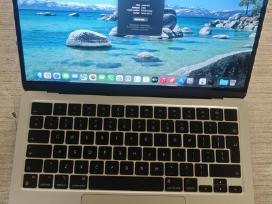 Apple MacBook Airm3 2024