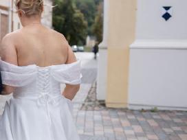 Vestuvinė suknelė