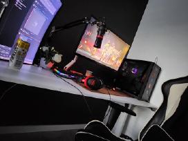 Amd Ryzen7 5700x3d Rx7800 16gb 2tb SSD 32gb Ddr4