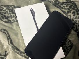 Skelbimo 'iPhone Air' paveikslėlis