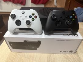 Skelbimo 'Xbox Series S 1tb Konsolė + 2 pulteliai' paveikslėlis