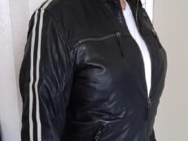 Odonė striukė