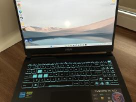 Žaidimų nešiojamas kompiuteris Msi Cyborg 15 A12v