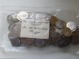 Litų ir eurų monetos ritinėliuose