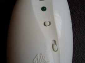 Dozatorius Air Wick oro gaivikliui, tvirtinamas