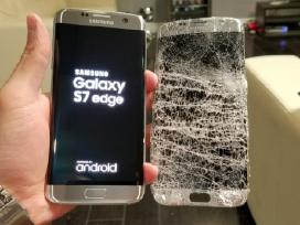 Samsung stikliukų-ekranų keitimas Klaipėda-Lietuva