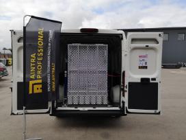 Pakrovimo rampa mikroautobusams