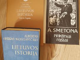 Parduodu knygas