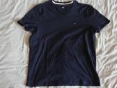 Vyriški tommy hilfiger marškinėliai.