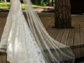 Parduodama prabangi, elegantiška vestuvinė suknelė