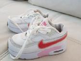 Nike sportiniai batai 25 dydis