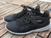 Juodi Nike sportbačiai