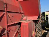 Javų kombainas Massey Ferguson 430 Ardomas Dalimis - nuotraukos Nr. 3