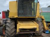 Kombainas New Holland Tf44 ardomas dalimis