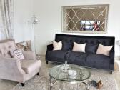 Modernios klasikos sofa - nuotraukos Nr. 2