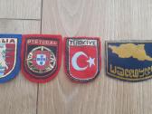 Įvairių šalių karo tarnybų atsiuvai išsiuvinėti
