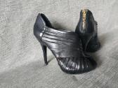 Zara Woman odiniai bateliai-basutės