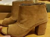 Ugg batai