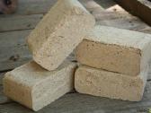 Briketai, granules tamsios palete 290,00 e