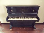 S. Moutrie & Co. pianinas