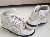 Adidas kedai