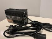 Li-ion 48v 3a pakrovėjas36v 3a / 24v 4a