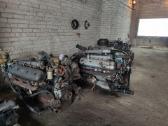 Maz V8 ir V8 turbo variklis - nuotraukos Nr. 2