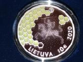 10 Eur moneta, skirta Drevinei bitininkystei