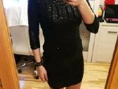 Vieną kartą nešiota juoda blizganti suknelė