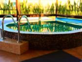 Pirties su baseinu, jacuzzi (dzakuzi) kubilo nuoma - nuotraukos Nr. 13