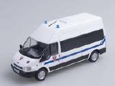 "полицейские машины мира" 41 Ford Transit