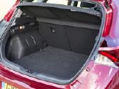 Toyota Auris bagažinės dugno viršutinė lentyna