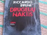 "Drugelių naktis"riccardo Bruni,2017m.detekty
