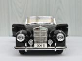Mercedes 300 S 1:18 modelis diecast - nuotraukos Nr. 7