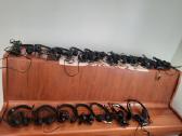 18 vienetu ausiniu su mikrofonais