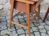 Vintažinis mid century tikmedžio staliukas - nuotraukos Nr. 2