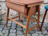 Vintažinis mid century tikmedžio staliukas