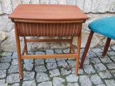 Vintažinis mid century tikmedžio staliukas - nuotraukos Nr. 14