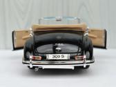 Mercedes 300s 1:18 modelis modeliukas diecast - nuotraukos Nr. 7