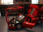 Modeliai nauji dežutėse 1:18 Ferrari Chevrolet - nuotraukos Nr. 6