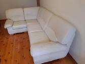 Natūralios odos kampinė sofa