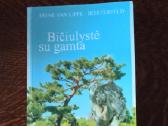 Parduodu knyga"bičiulystė su gamta"