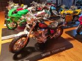 Motociklų modeliai bmw harley yamaha suzuki 1:18 - nuotraukos Nr. 5