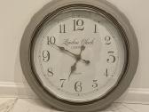 London Clock Company sieninis laikrodis