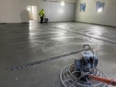 Pramoniniu grindu betonavimas - nuotraukos Nr. 5